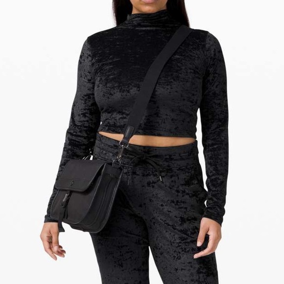 NWT Lululemon All Aligned Mock Neck Long Sleeve *Crushed Velvet - Picture 4 of 13